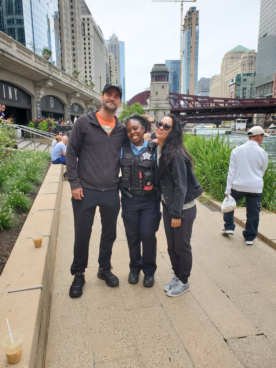 tau_beta_barbie's tweet photo. Can't believe I met @CMPunk and @TheAJMendez today!!! Thank you so much for taking time out of your day for this fangirl in blue💙💙💙 https://t.co/3LAStaAA3n
