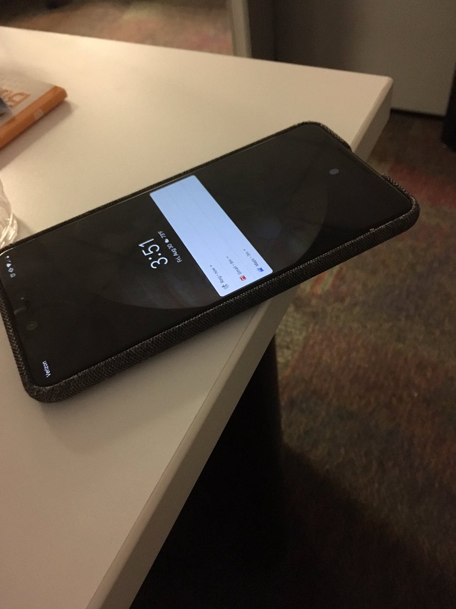 jason_left's tweet photo. Hello new friend. https://t.co/BUNI8F2DeG