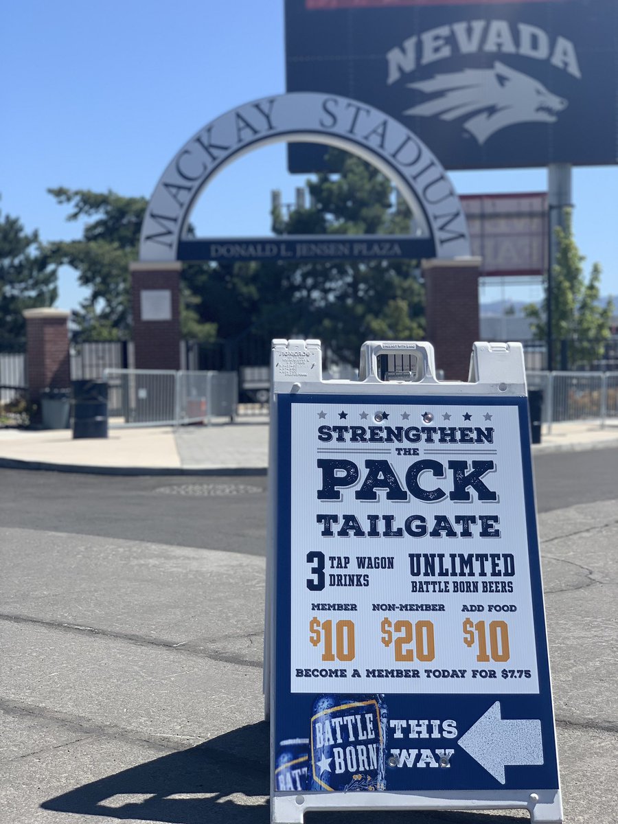 PackFundraising's tweet photo. Unlimited @BattleBornBeer, drinks from The Tap Wagon, food from @BrosBBQ, music and live entertainment powered by @AmplifiedEnt, and much, much more!!! Your new tailgating tradition starts here. 🐺🍻🍾🍖🎶 🏈 #ItsGameDay #StrengthenThePack 
Details: https://t.co/DA4z8FsCnv https://t.co/NTiSZW8ZUC