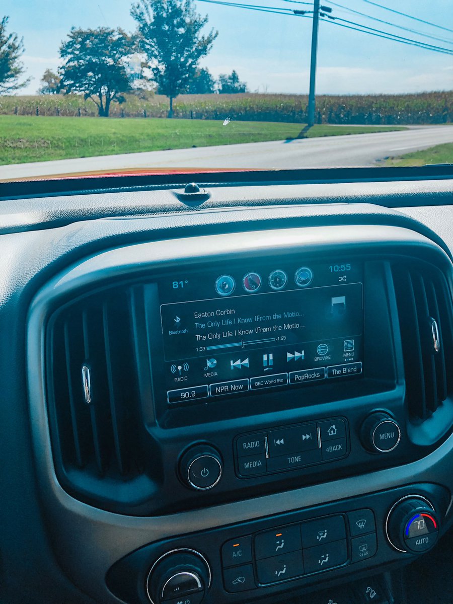 KentuckyAF's tweet photo. Loving this song @eastoncorbin wrote for @SilotheFilm! #harvest19 #summer #fall #affinityfarms #teamsukup #country #farm #farmer #farmlife #kentucky #onlylifeiknow https://t.co/5lpQy2Va2c