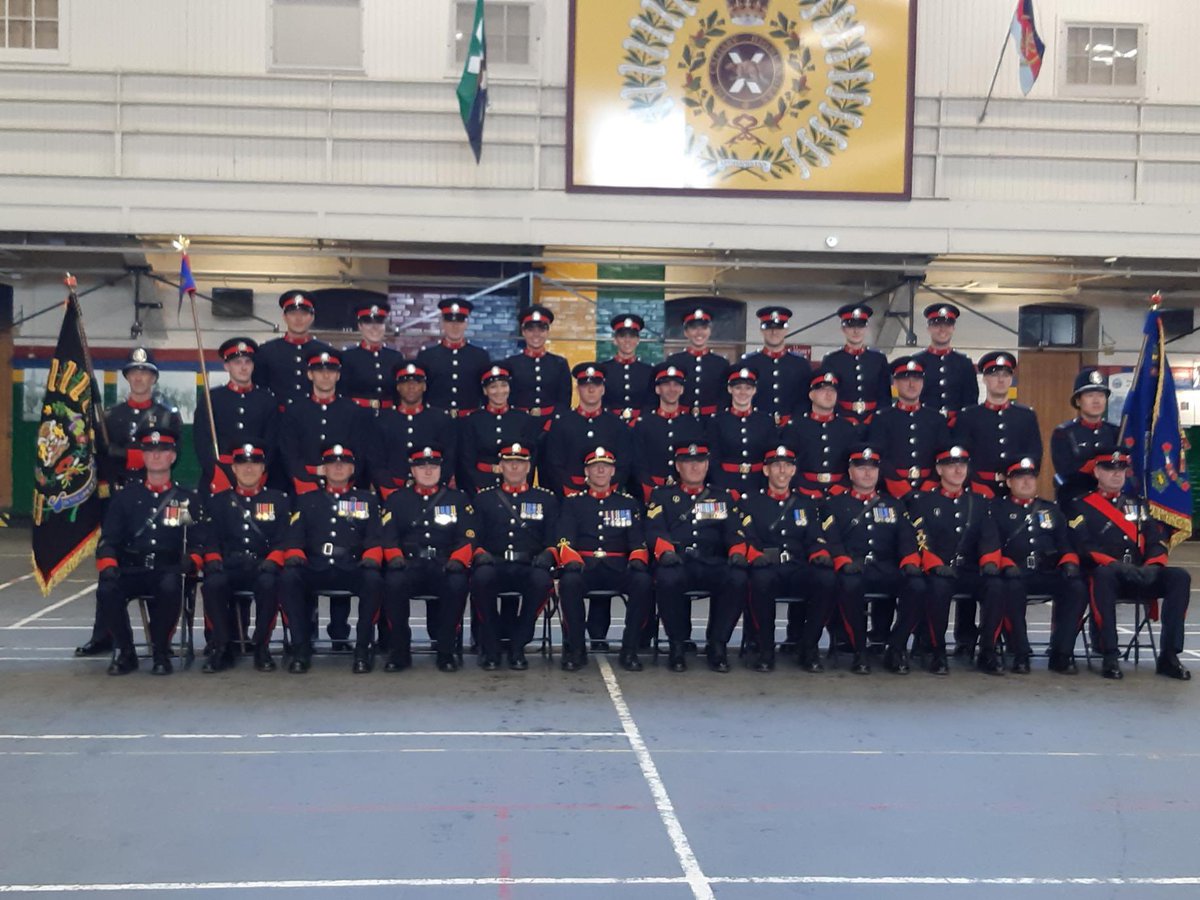 neufeld_mark's tweet photo. A sincere congratulations to the newest members of @CalgaryPolice - the 19 women and men of Recruit Training Class #225!  It was a pleasure to meet each of you and your loved ones. WELCOME and thanks for your commitment to the citizens of @cityofcalgary. #weareCPS https://t.co/XWFoAMwc3T