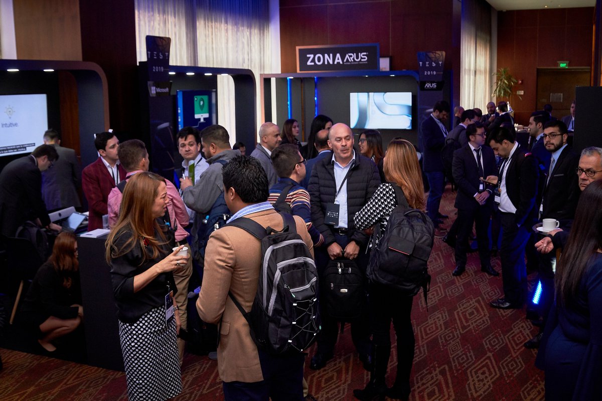 ArusOficial's tweet photo. ¡Lo mejor de la semana: #TEST2019! Más de 11 speakers compartieron sus conocimientos sobre tendencias tecnológicas, transformación digital e innovación, inspirando a líderes empresariales para que transformen sus organizaciones siendo más digitales y competitivas. 💡💻📱 https://t.co/LOrsXaQM4W