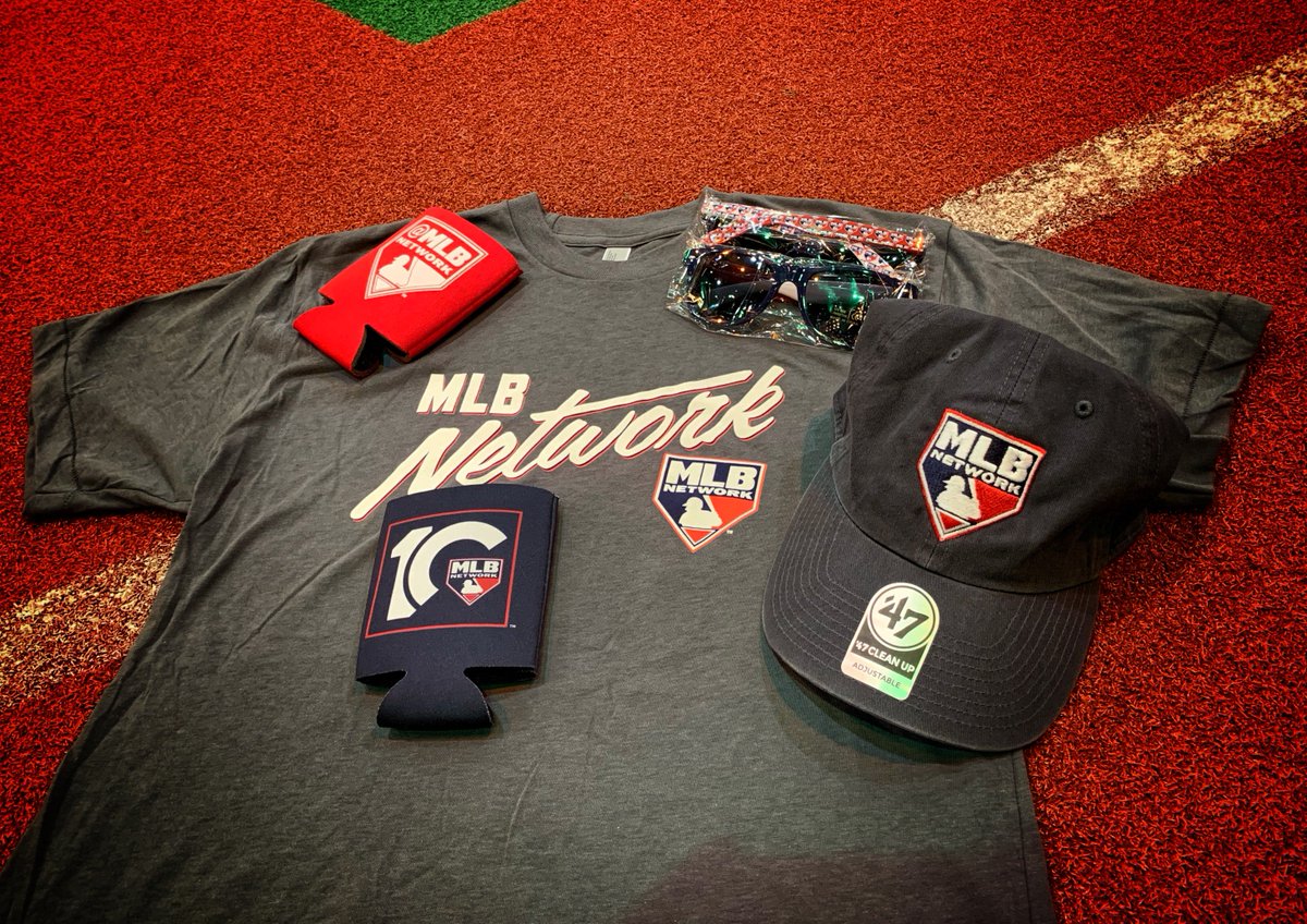 MLBNetwork's tweet image. Happy #LaborDay!
RETWEET for a chance at this end of summer MLB Network prize pack and follow Monday’s ⚾️ action on #MLBTonight from 1-8pm ET.
Rules in bio.