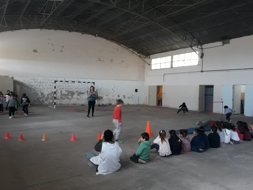 Eriss71's tweet photo. EP N5 y Jardín de infantes N905 #Articulacion #Arrecifes @Primaria_BA @ArreEducacion https://t.co/6L2CbVb55c