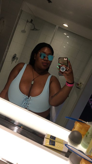 Vegas w/ cuzzo Day 1 &amp; 2 https://t.co/GZwhcQsukQ