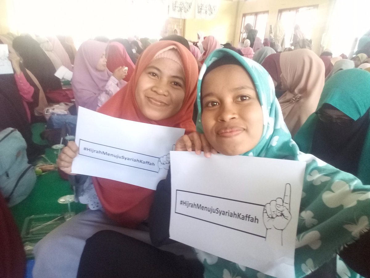 Wildaya87139410's tweet photo. Aku beriman kepada Allah SWT. Kemudian beristiqomahlah. (HR. Ahmad dan Muslim) #WeAreTheWorldKHILAFAH #HijrahSelamatkanIndonesia #HijrahMenujuSyariahKaffah #TinggalkanLiberalismeLawanKomunisme #WeAreTheWorldKHILAFAH #CZCE https://t.co/RCvHdvLFOK