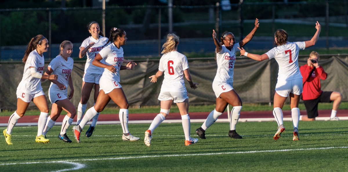 CornellSports's tweet photo. Cornell Victorious! @CornellWSoccer started the season off right with a 3-1 win over Iona! #YellCornell Full Gallery: https://t.co/NR9maHgYPj (📸 : Eldon Lindsay/Cornell Athletics) https://t.co/4awMljbXsr
