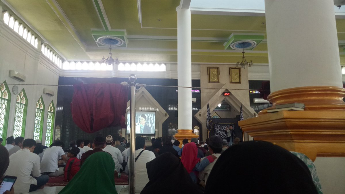 nurulhabiba19's tweet photo. Islam Solusi Negeri #HijrahSelamatkanIndonesia #HijrahSelamatkanIndonesia #TinggalkanLiberalismeLawanKomunisme #HijrahMenujuSyariahKaffah #WeAreTheWorldKHILAFAH #C595 https://t.co/qBUznNxqsr