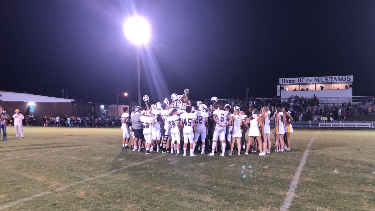 LCHSone's tweet photo. Wildcats make it two in a row! Defeat Mustangs 28-3 to retain Van Johnson Cup 15 of 15 times. https://t.co/SZclUo4mkb