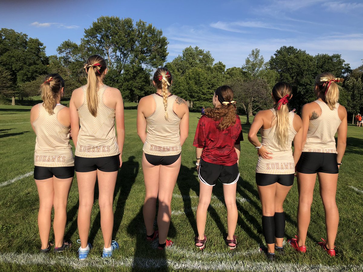 CoeXCTF's tweet photo. The women started the season off with a great reference point at our home meet at Noelridge Park! We got 3rd out of 4 teams in a field that included a Nationally ranked team. Shout out to Kat Stai who placed 3rd overall out of 51 competitors! #gokohawks #coexctf https://t.co/Ha02LvSE7C