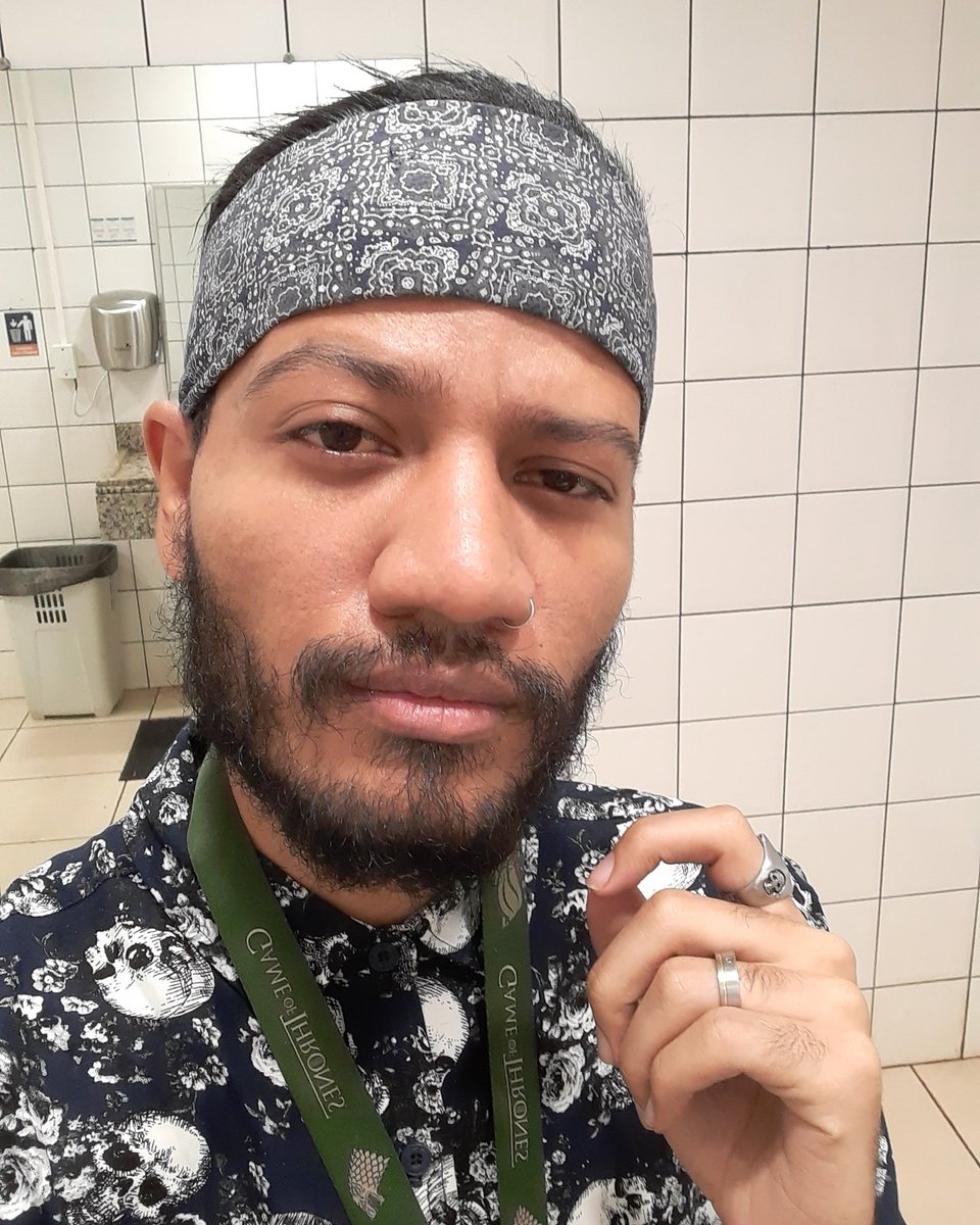 Heriom_Alves's tweet image. Hoje eu tô um nojo com essa camisa.
#finalwork