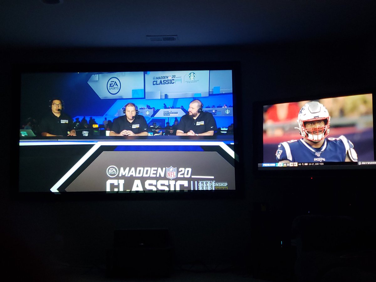DatNoobADAM's tweet photo. Who has the #MaddenClassic going getting their free #Twitch #DropPacks?! I know I'm chilling and taking notes. Cant wait to see some of the top talent! #Madden20 #MUT #MUThead https://t.co/QFTB0dbYIw