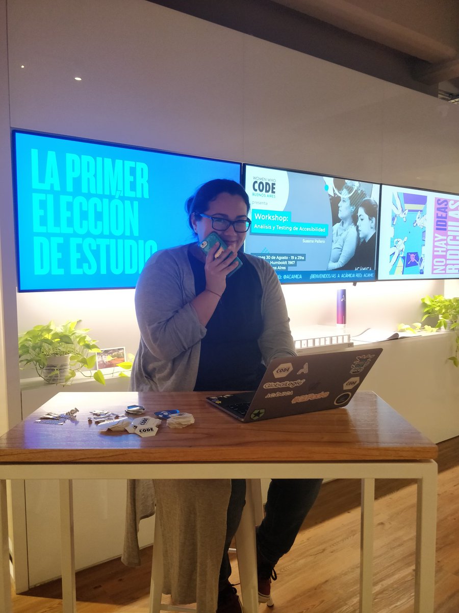 iamdoomling's tweet photo. Ari, keeper of the gate @Acamica_com @wwcodeba #a11yWeek ♥ https://t.co/bJZP7ebDc5