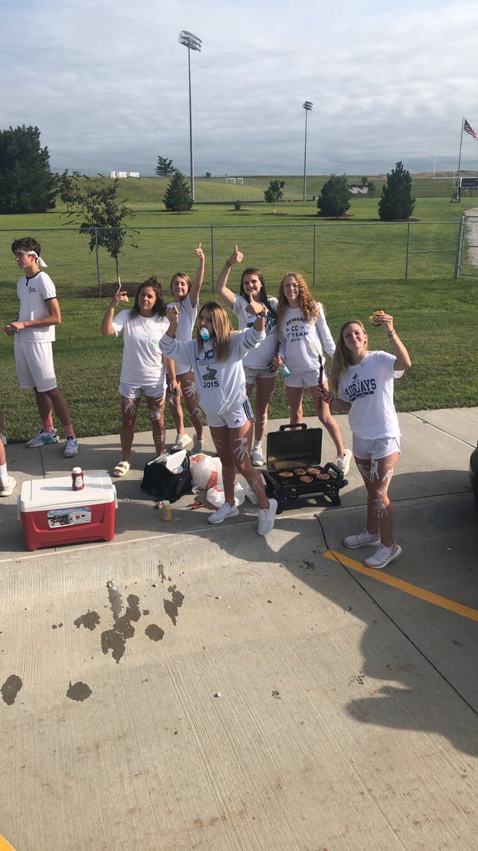 SHS_III's tweet photo. We out here in Waverly...

it is officially...

GAMEDAYYYYYYY https://t.co/0W31TpASva