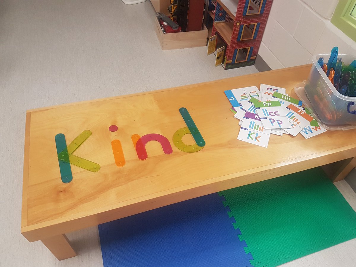 HillasKaren's tweet photo. It was so wonderful to see so many excited students and families today at the @brs_school open house! Looking forward to welcoming students on Tuesday! #learningatbrs #wearecbe https://t.co/DdZPRMtKiE