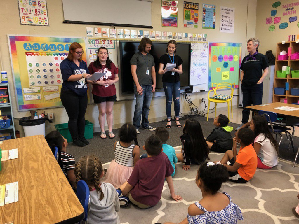 BradleyBobcats's tweet photo. Our 1st graders appreciate MTSU's theatre students coming to act out stories we'd written!
#MCScommunicates #MTSU https://t.co/pHOrZHe1rK