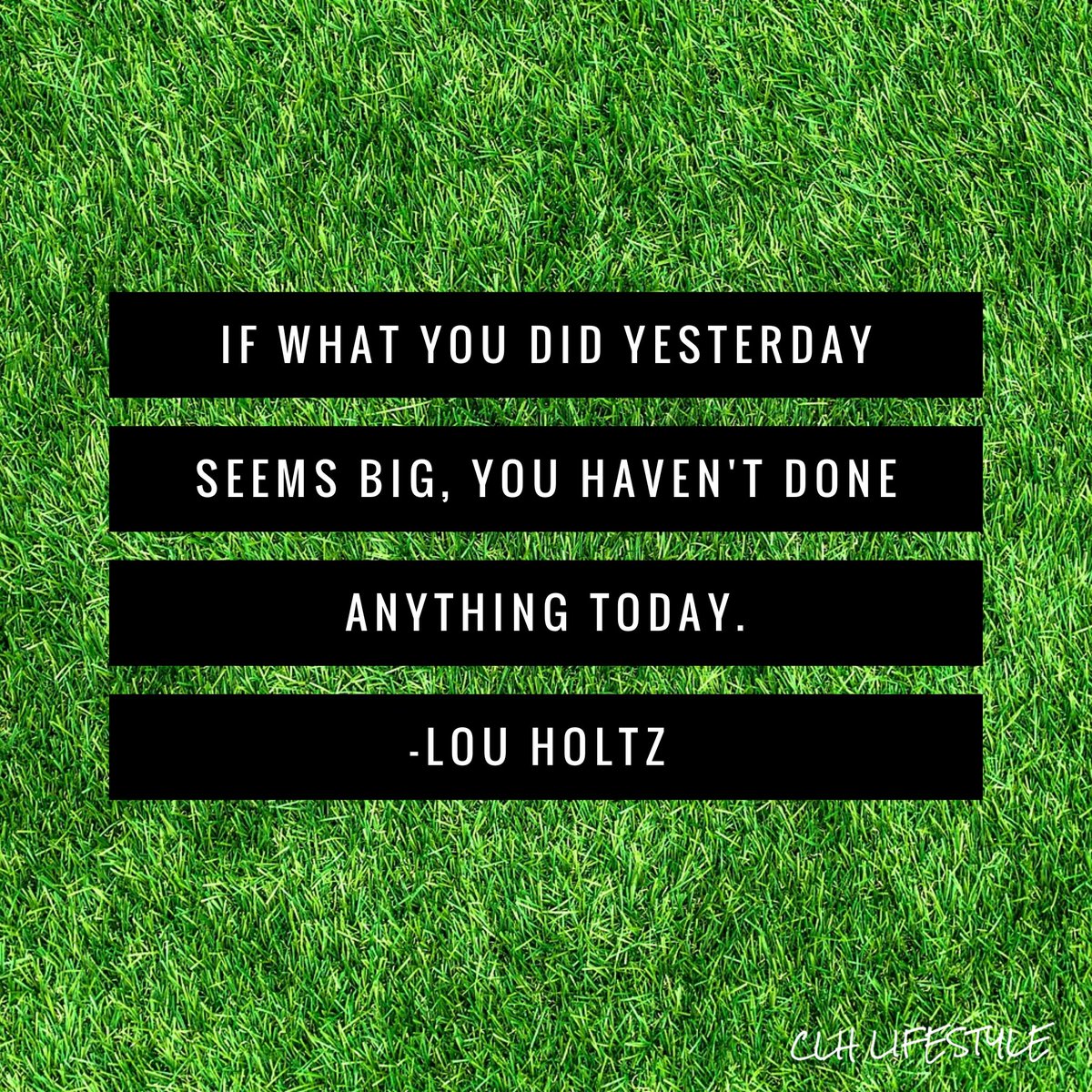 ChrisHewell's tweet image. #IminControlGaryvee