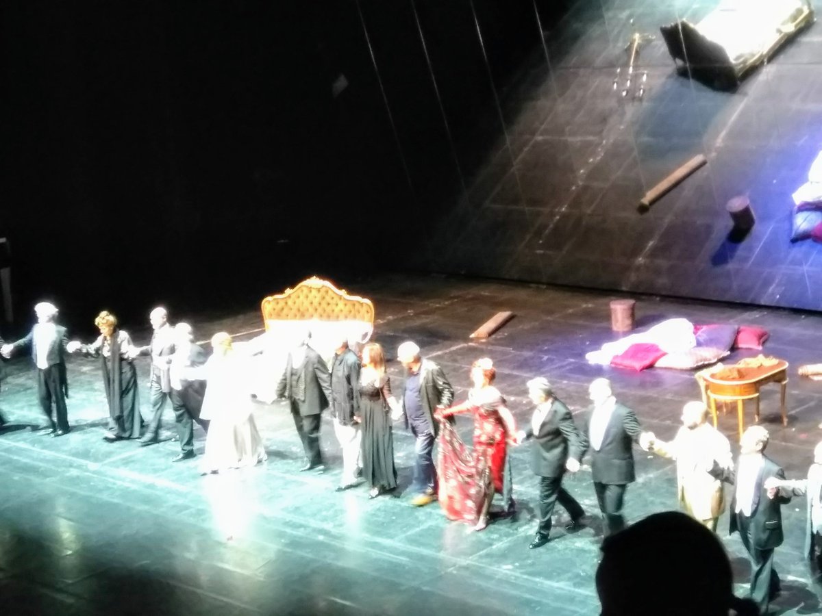 NushaIlovar's tweet photo. A tour of Verdi's opera LA TRAVIATA 🤩 🌝 🔝
29. August 2019
#relaxtime #enjoys #67ljubljanskifestival #cankarjevdom #goodfiling #music https://t.co/VFQbVvSHAK