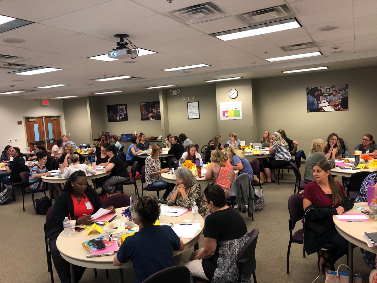 ccsd_cpd's tweet photo. This was a full week of professional learning for @ClarkCountyScho #ReadByGrade3 literacy specialists, covering updates to #AB289, unwrapping literacy standards, and purposeful planning. Everyone is excited to impact teacher practice and student achievement! https://t.co/hy7Bj1p1uY
