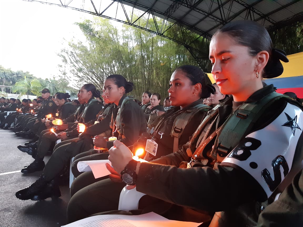 universidadpol's tweet photo. #Medellin, la Escuela de Policía de Policía Carlos Eugenio Restrepo, conmemoró el Día Internacional de las Víctimas de Desapariciones Forzadas con un acto solemne en las instalaciones de la #ESCER https://t.co/t4scZ5sb4f