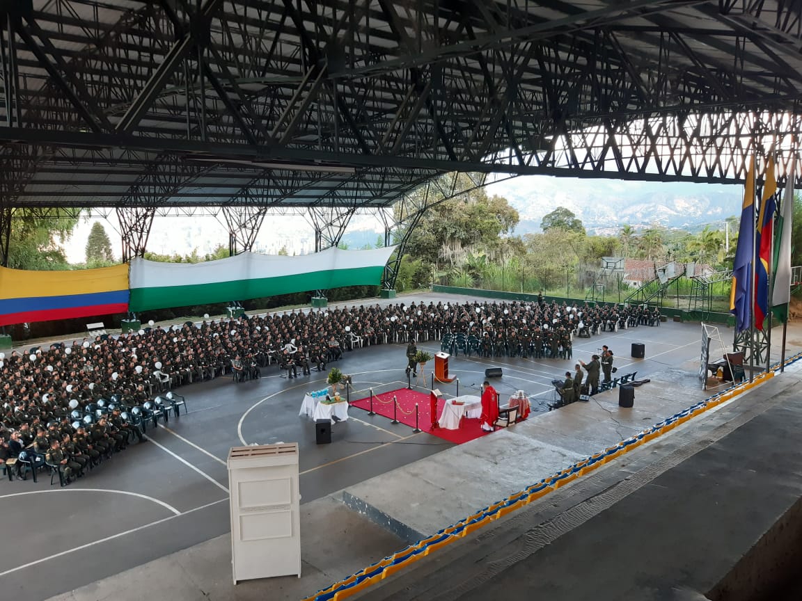 universidadpol's tweet photo. #Medellin, la Escuela de Policía de Policía Carlos Eugenio Restrepo, conmemoró el Día Internacional de las Víctimas de Desapariciones Forzadas con un acto solemne en las instalaciones de la #ESCER https://t.co/t4scZ5sb4f