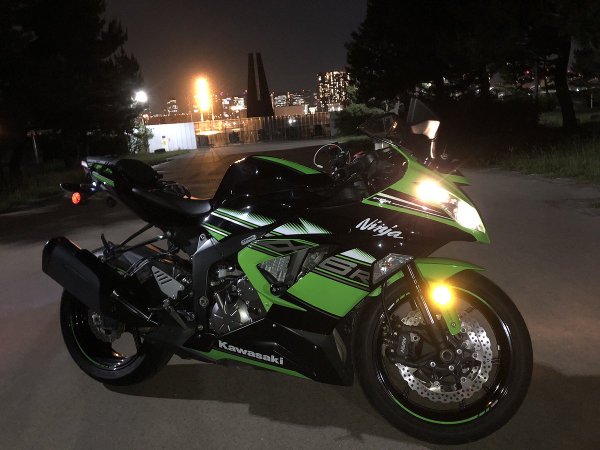 apizo_kw's tweet image. 6Rは美しい！！というよりもこのkrt editionが美しいのです。
#kawasaki
#zx6r
#krtedition