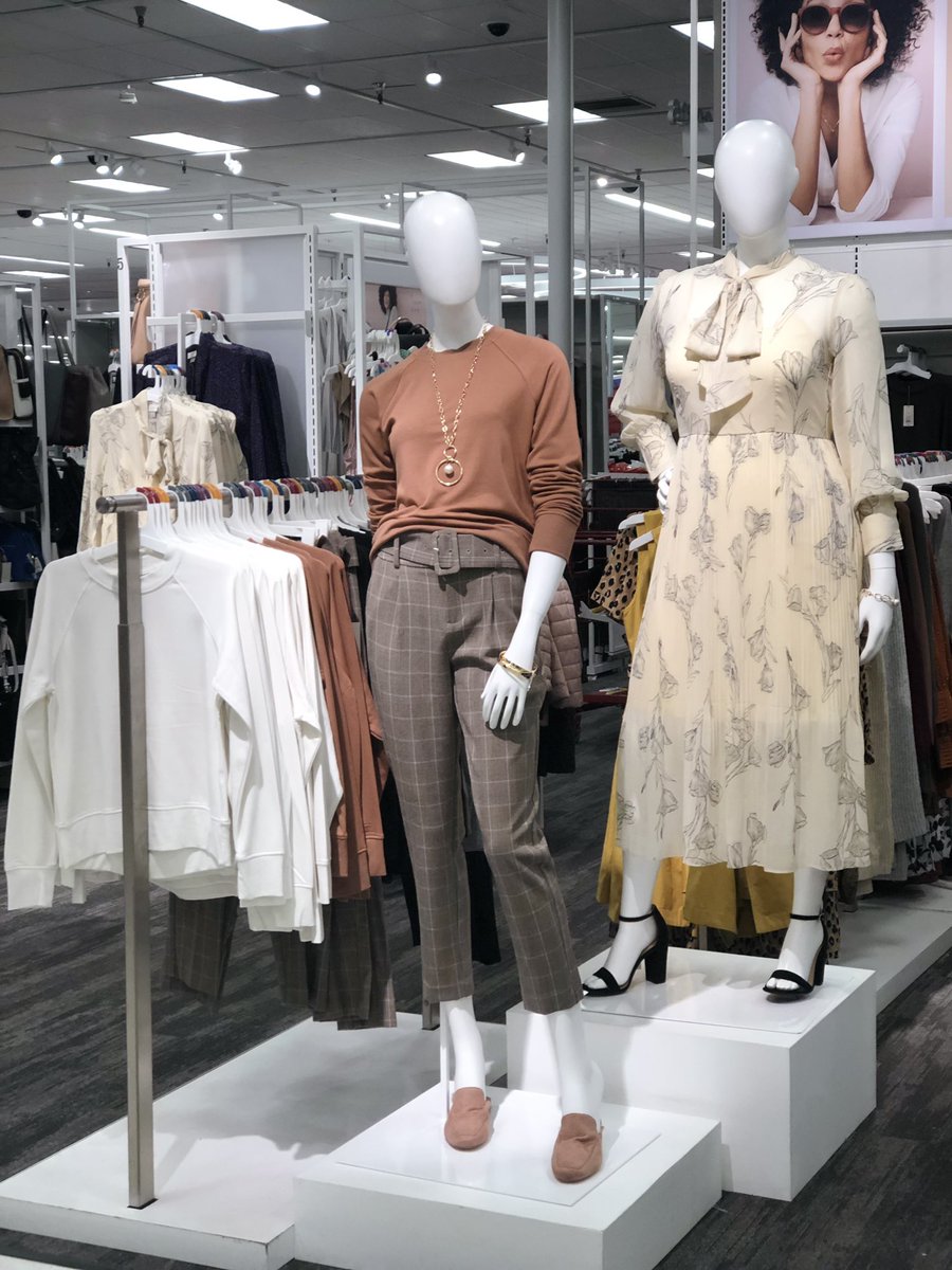 arys_20's tweet photo. Style and A NEW DAY! Shoutout to my amazing VM! Looking fabulous at T0324 !! 💕 #vm #vmskills #fashionlovers https://t.co/ZQnJUYH7Ne