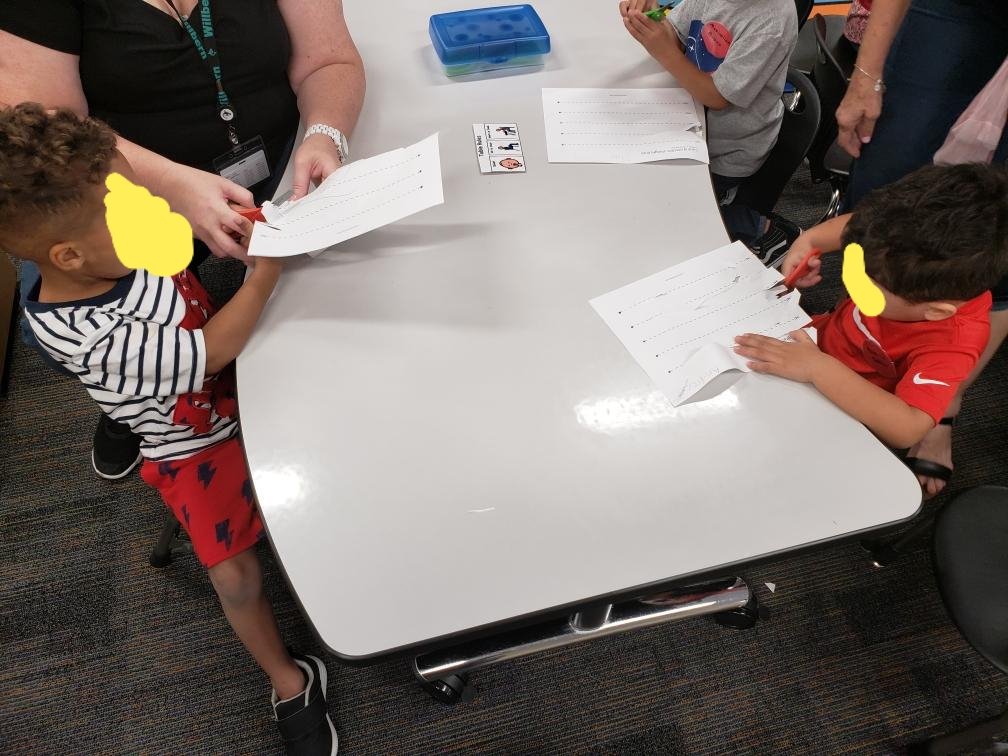 Debbie21390867's tweet photo. What a great week in Pre-K/ECSE. We learned in story time and practiced rules and rotations so that we could practice cutting, looking at books properly and tracing our names. #Willberntweets #bewillbern #CFISDspirit https://t.co/ErLz4LlXLn