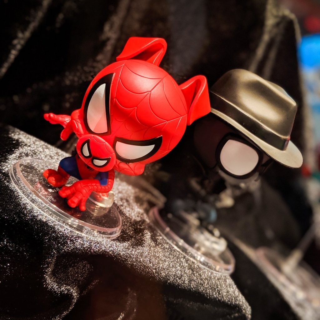 mobaofone's tweet photo. Peter Porker and Peter Parker from "Spider-Man: Into the Spider-Verse", easily my most favorite cartoon of all times! 😍

I would say more but Twitter has its limits, so please head over to my Instagram account for more details :)

😁 https://t.co/GJZPfP6a9Z https://t.co/srvhofxsbd