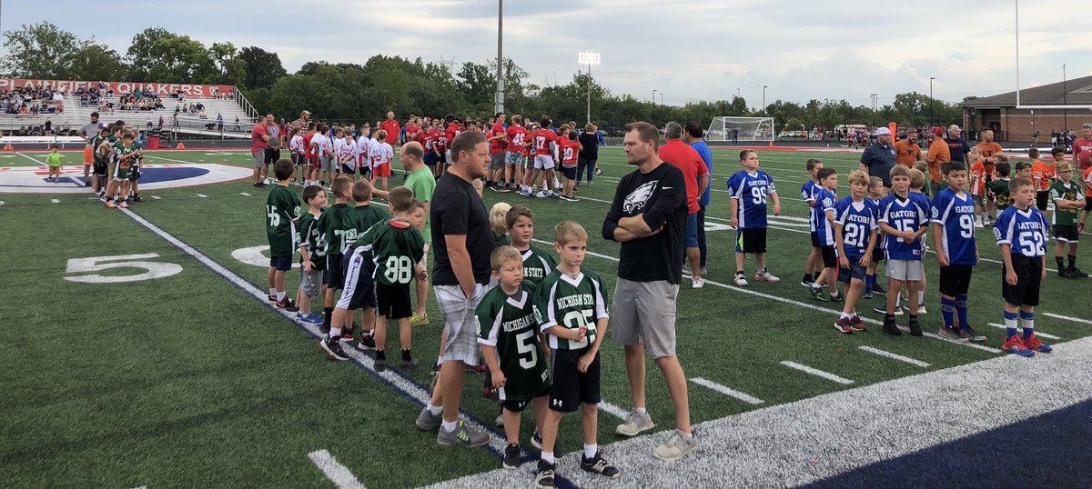 QuakerSports's tweet photo. Youth Night! https://t.co/1VO9VQU5I7