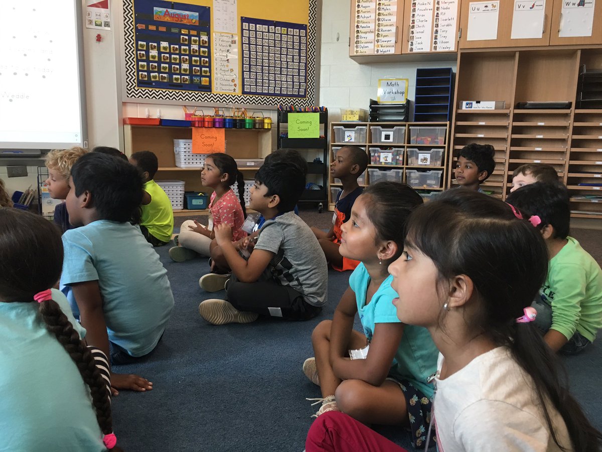 Thanks <a href="/allinMiami77/">Vivian Varona</a> and <a href="/tenaciousT123/">Thea Staley</a> for reading to the PM penguins today! #MECCMoment