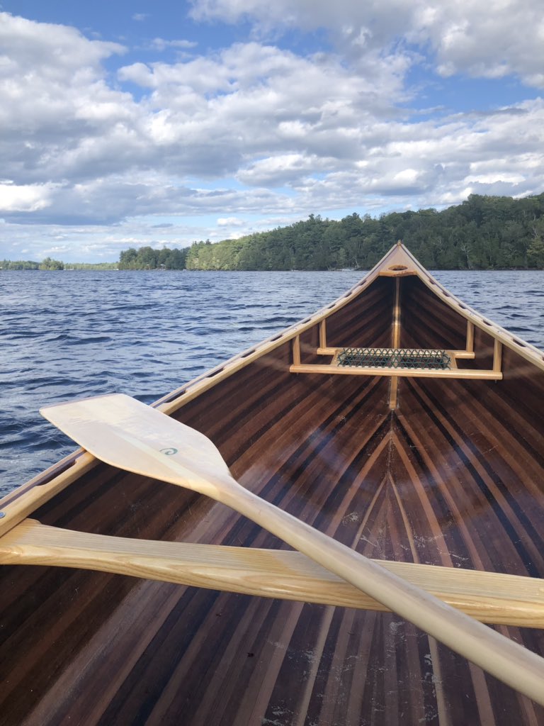 travelingmitch's tweet photo. Got out in the canoe today. 

Beeeee-yutiful. 

🛶 🇨🇦 🙌 https://t.co/jaiHxOwXcs