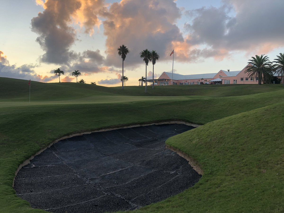 jjacksonbda's tweet photo. Prepare. Flush drainage. Polylast installation. Inspection. Hole #18 is completed! @carltonlandwork @Polylast https://t.co/hqjtro0xyL
