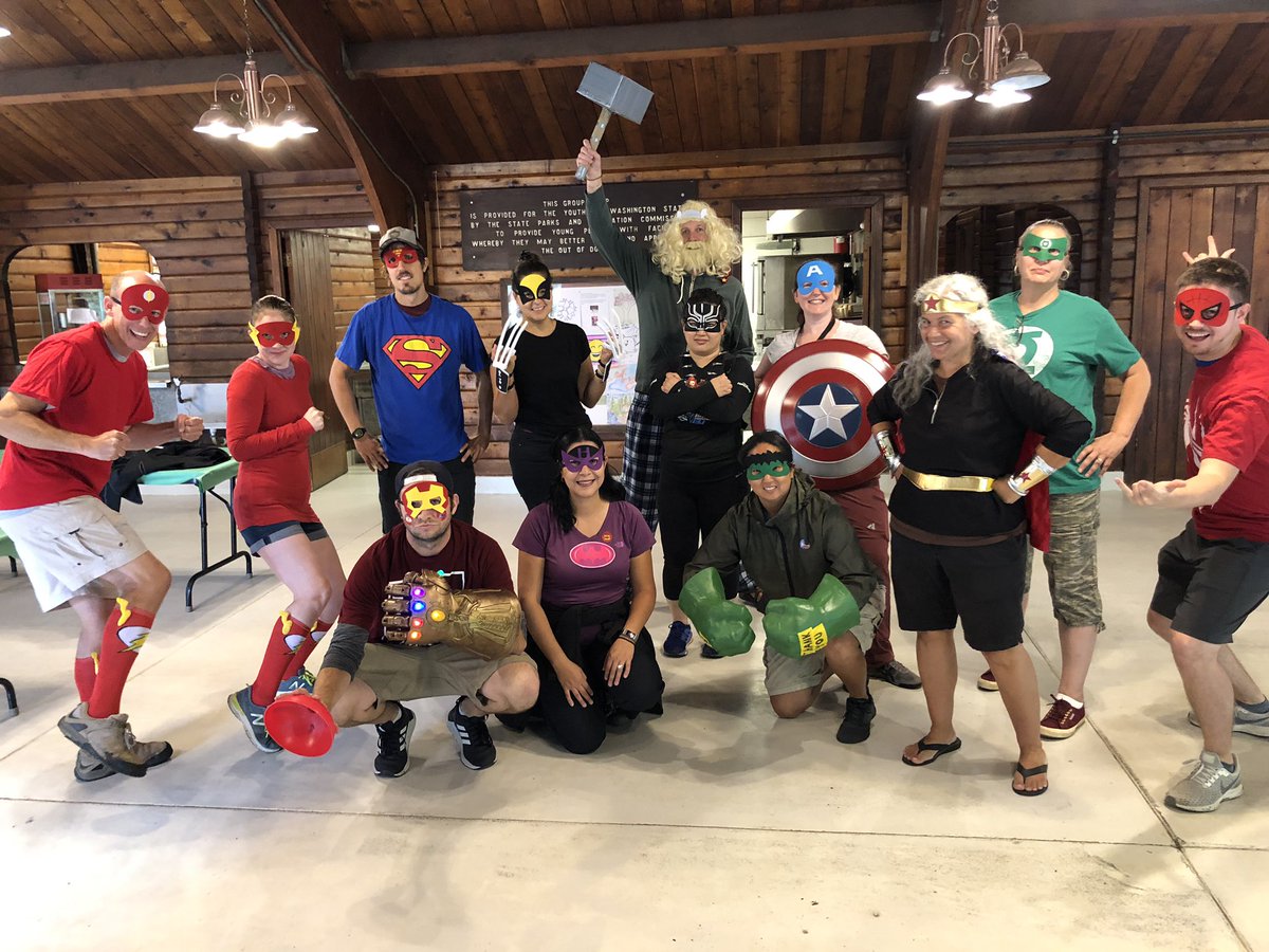 AWSMiddleSchool's tweet photo. Our MS advisors are truly super heros for all their hard work at orientation! #whatsYourSuperPower? #MSOrientation #advisors https://t.co/R5iivGHHha