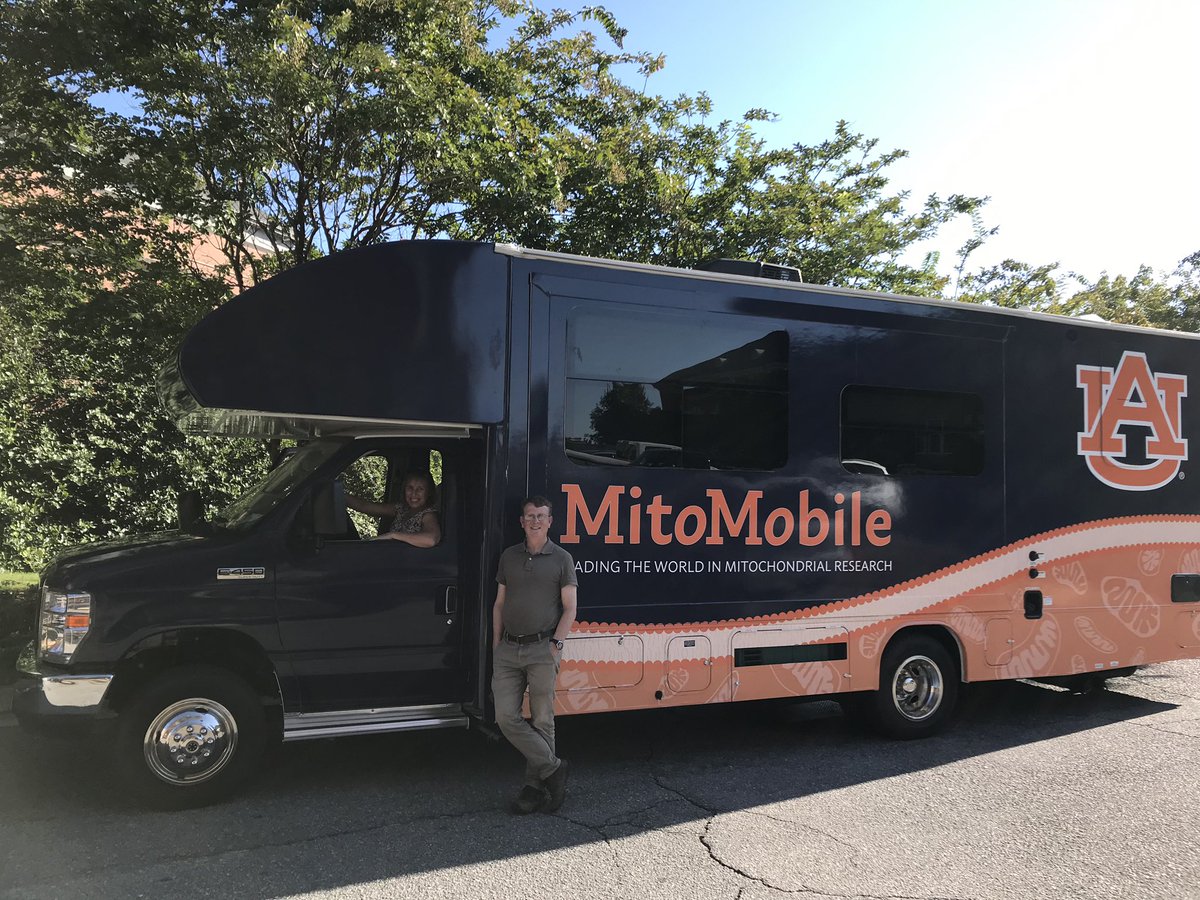 Wendy_R_Hood's tweet photo. Our new ride and new lab, all in one!  We can now take the lab to the field for our most time-sensitive work! Introducing the MitoMobile. https://t.co/RbknRkCfqO
