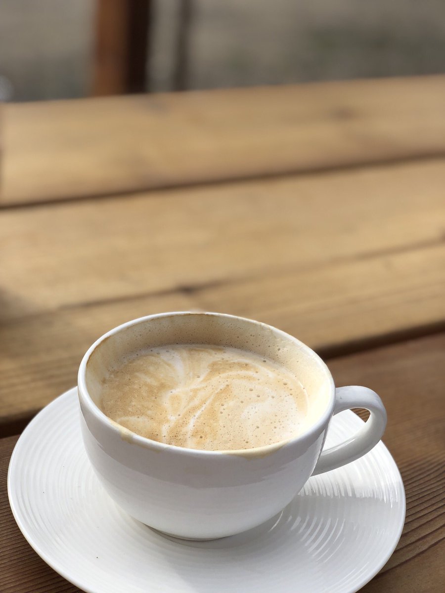 Kjah's tweet photo. We had an amazing pizza dinner at Pizza on Earth, but the highlight for me: the latte. Thank you!! I so needed the caffeine hit. https://t.co/HibuXbVx3V