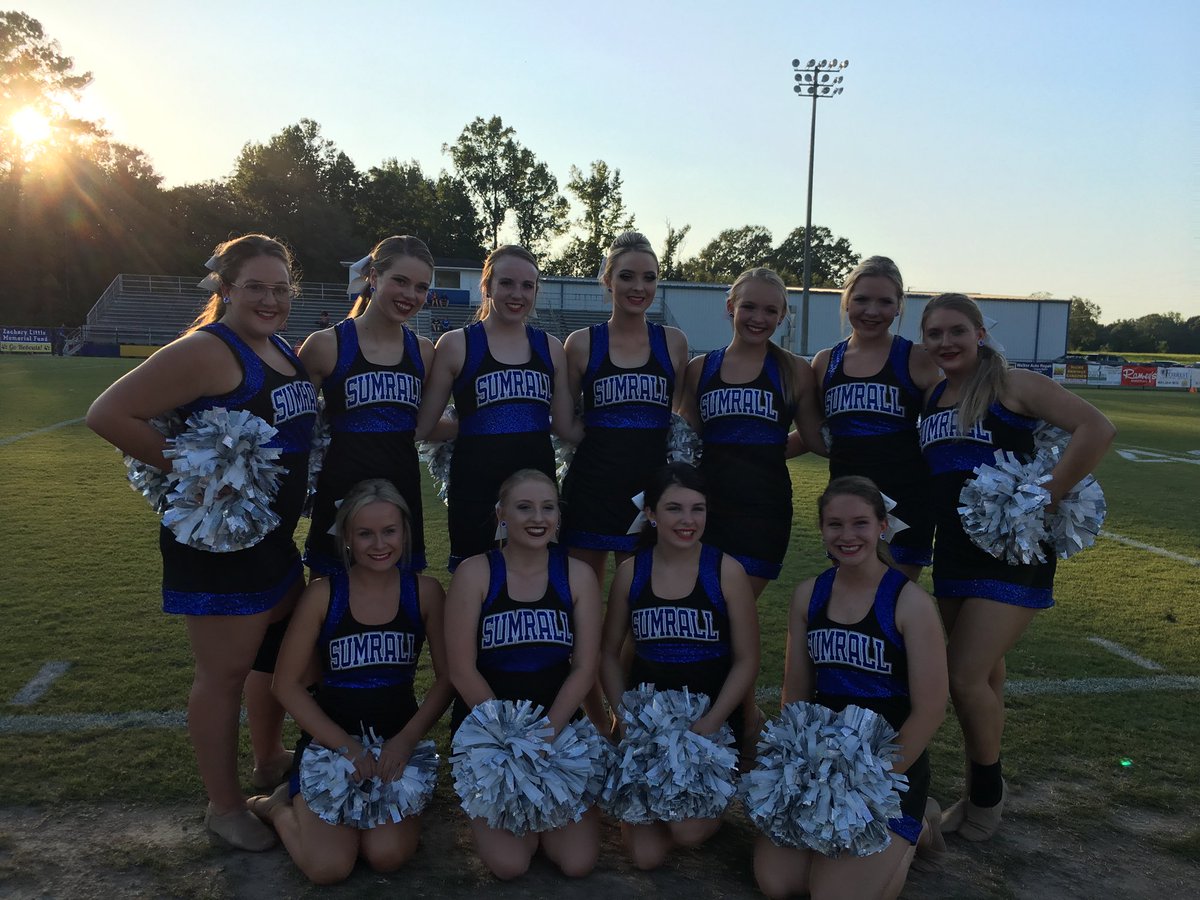 Classy Cats ready to Color the Cobras!!