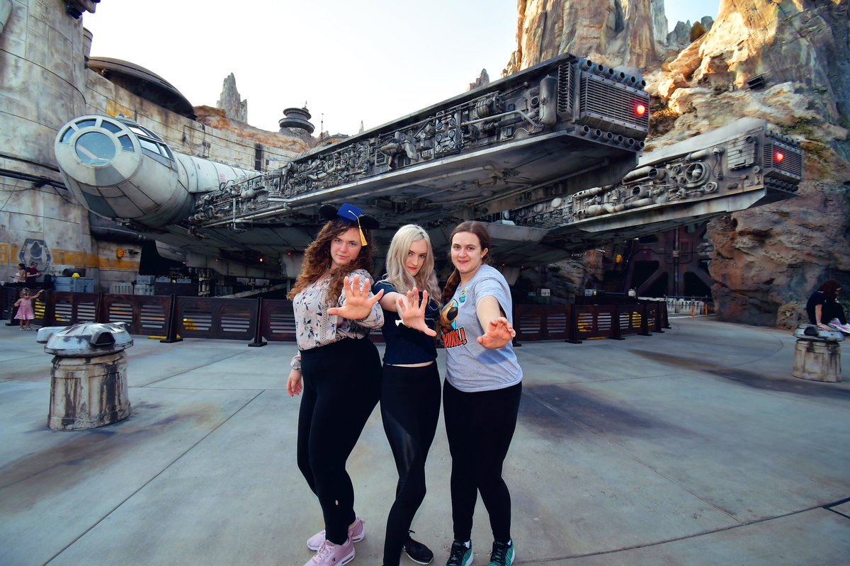 kitkatt2220's tweet image. May the force be with us ✨🚀🛸 @WaltDisneyWorld #Sweepstakes #GalaxysEdge #BackToBatuu