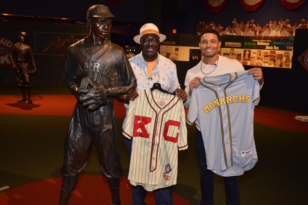 jackie robinson monarchs jersey