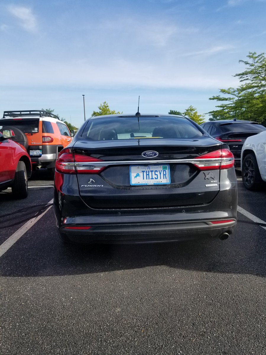 ryanway23's tweet photo. Best license plate I've seen in a while https://t.co/mGtGPq5OqM