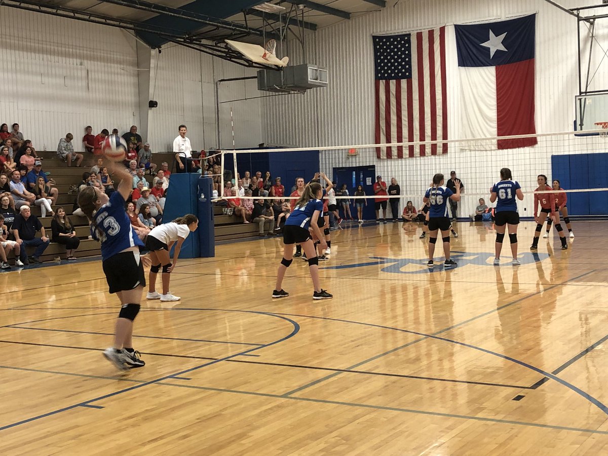 8A Rockets Volleyball had a great performance on the court, and showed that “Rockets Never Quit” as they fell 1-2 to Lorena in their home opener. #RNQ #RocketsShineBright