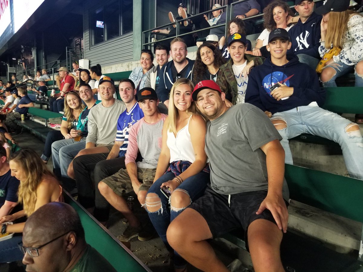 WilsonDriven's tweet photo. This week a bunch of folks from our Pacific office got together to watch the Mariners Game! Trying to squeeze in the last bits of summer before the weather gets cool!

What's everyone else up to?

#WilsonLogistics #WLFamily #MarinersGame #Washington https://t.co/LbRP5bwm9h