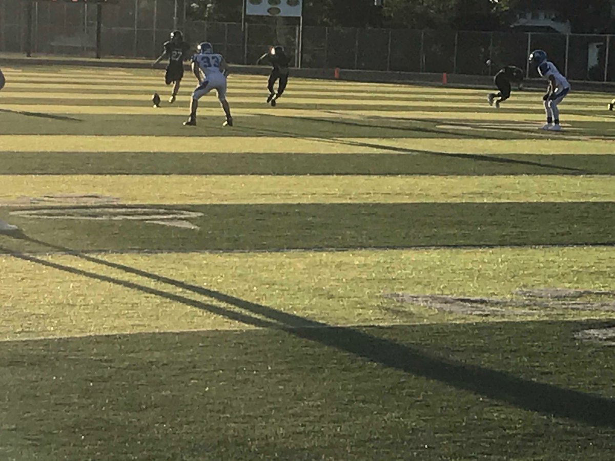 DCEathletics's tweet image. 2019 Home Season Underway! 🏈🏈🏈#EverestPride ⁦@DCE_FOOTBALL⁩