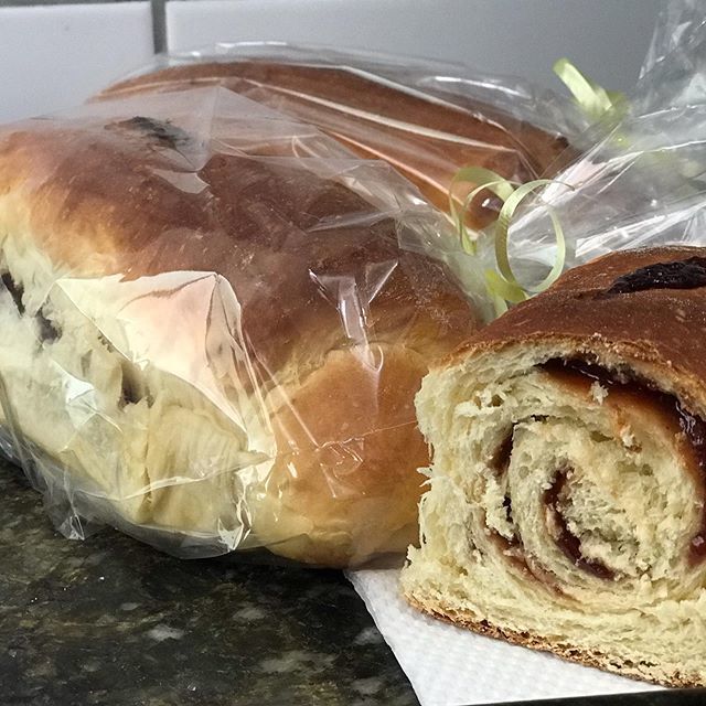 obernardorb's tweet photo. fim de semana chegando...
Pão Caseiro Artesanal!
😋🍞 https://t.co/WH5n1ie5N7 https://t.co/NEXydFZdwi