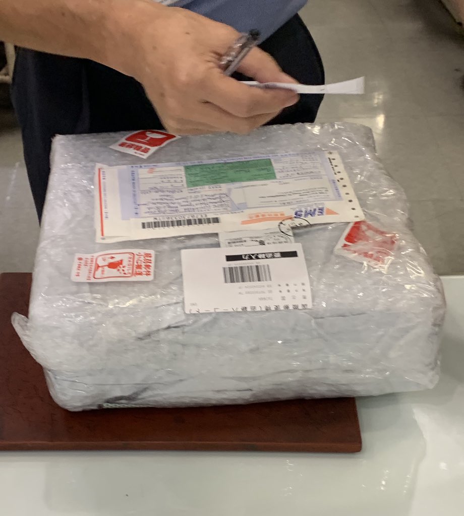 Hachi Bay En Twitter Fedexって時間かかるんですか じつはアメリカのショップから購入したことないにわかコレクターでして 汗 Ebayはfirst Class Mailが多くて ファーストクラスと言いながら第1種 普通郵便で追跡はできるものの届くまで2 3週間かかるのはザラ