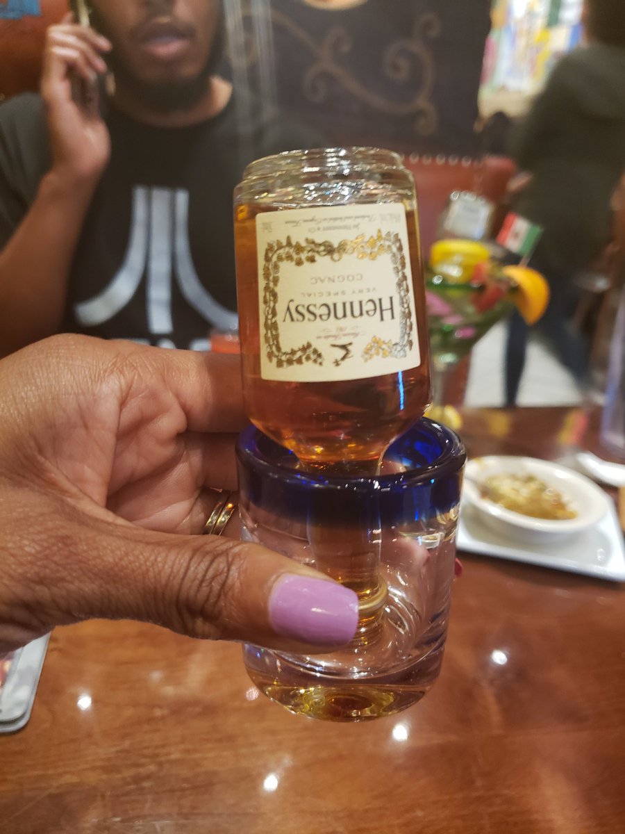 lashawnda_b's tweet photo. Date night 😍 #heisallmine #drinks #us https://t.co/XMwnZTeCNH