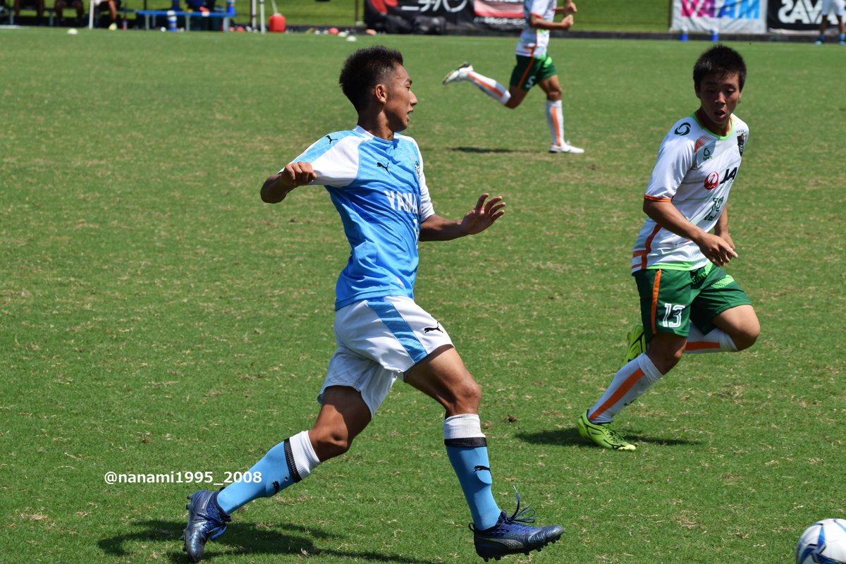 ななみのお父さん U 18サッカープレミアリーグ19 East ジュビロ磐田u 18 Vs 青森山田高 パスを受けたmf 8 長谷川選手は 自陣から長い距離をスプリント 同じく右サイドを並走してきたmf 11 水島悠貴選手へパス 深く持ち込んでクロス 中央に走り込んだ ななみのお父さん U 18サッカープレミアリーグ19 East ジュビロ磐田u 18 Vs 青森山田高 パスを受けたmf 8 長谷川選手は 自陣から長い距離をスプリント 同じく右サイドを並走してきたmf 11 水島悠貴選手へパス 深く持ち込んでクロス 中央に走り込んだ
