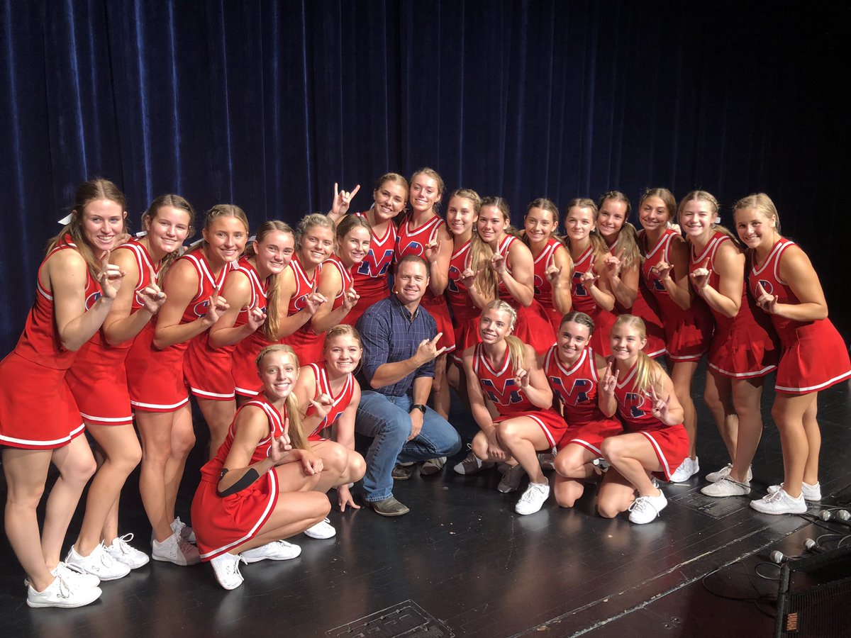 toro_cheer's tweet photo. ❤️💙Traditions Assembly💙❤️
We loved hearing Brickman Allen talk about being Toro Tough! 😁Share a smile to someone today!!😁
#torotough 💪🏼 #gotoros #torocheer #wenotme #shareasmile 😃 https://t.co/vp4kO4zNgk