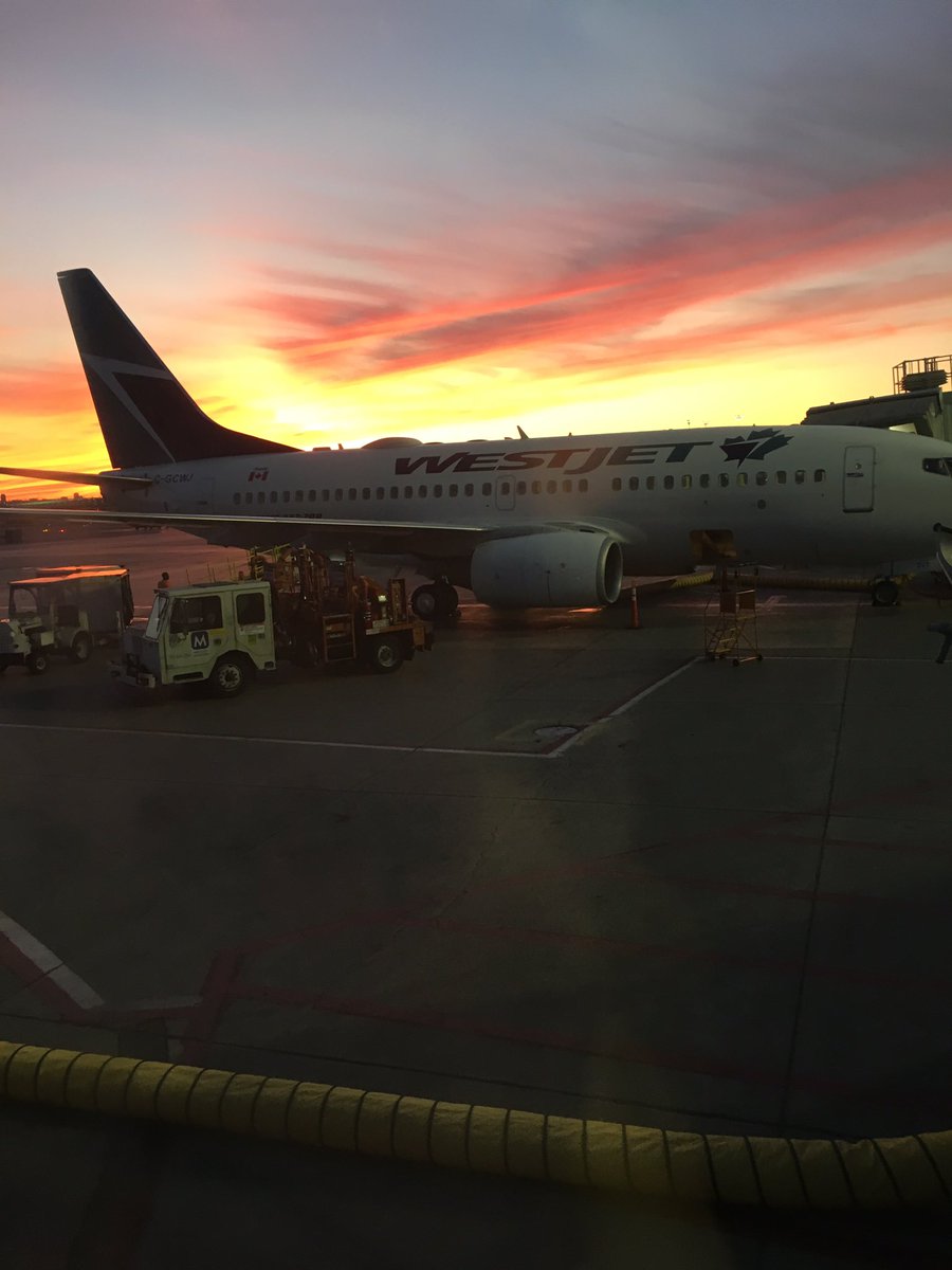 It’s going to be a great night flight to <a href="/EastboundPark/">Eastbound Park</a> ! See you at the track Sunday ! <a href="/WestJet/">WestJet</a>