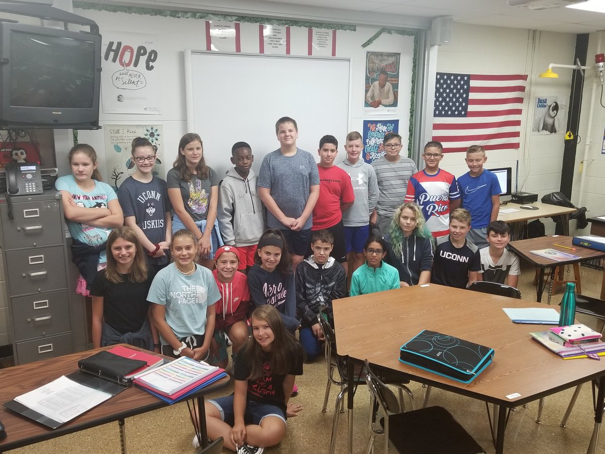 DixScience1's tweet photo. New 7th graders excited for a great  school year exploring Science the NGSS way!!
@WeAreMcGee ,@cormack_mcgee ,@principal_urso ,@ErinKMcGurk https://t.co/dtaZvryqU4